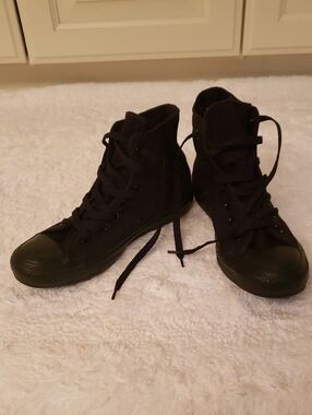 Converse All Star High Top Sneakers in Black